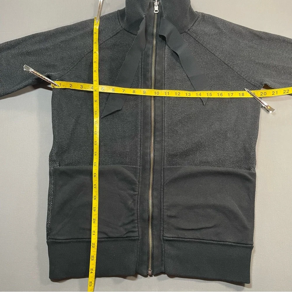 Lululemon Post Savasana REVERSIBLE Jacket in Black & Heathered Grey - Womens 10
